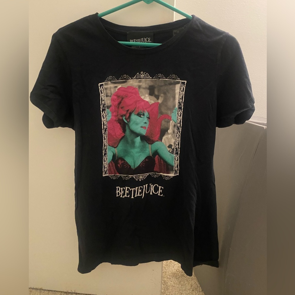 Miss Argentina Beetlejuice t shirt. Size medium